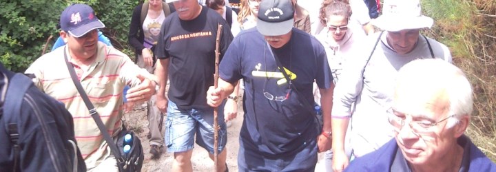 Passeio pedestre para conhecer o Monte de Airó