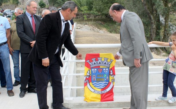 presidente da câmara inaugura reconstrução de p...