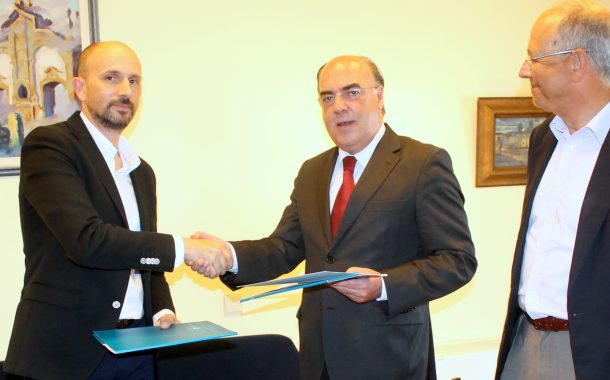 câmara municipal e agrupamento de escolas de ba...