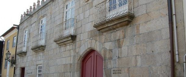 manuel neiva expõe na biblioteca municipal de b...