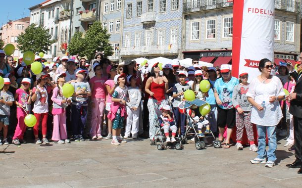 caminhada do pijama juntou mais de 1800 pessoas...
