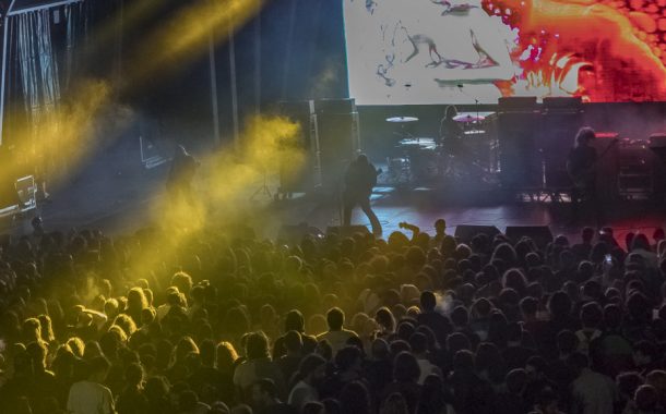 milhões de festa continua a afirmar-se pelo seu...