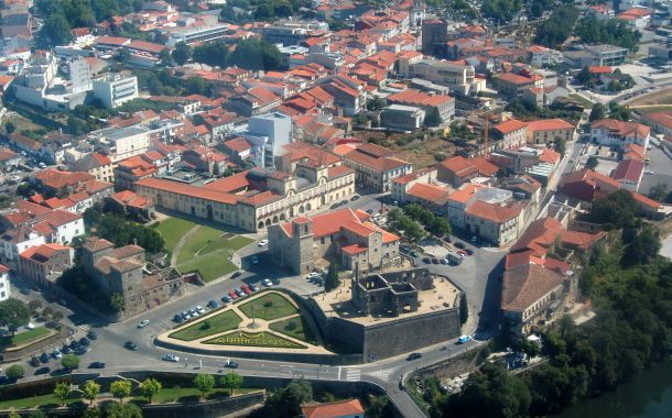 assembleia municipal aprova alterações à adenda...