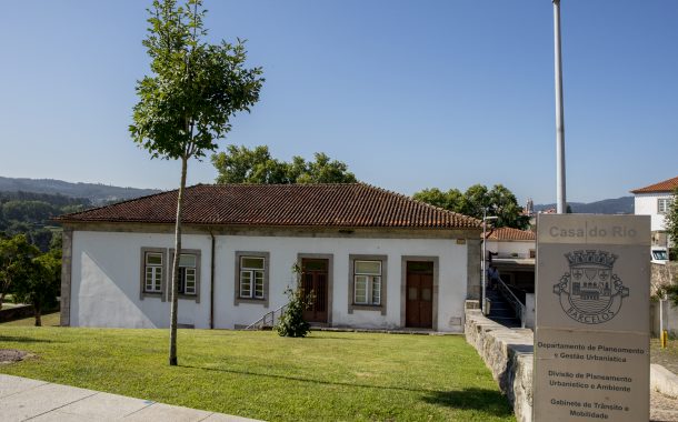 câmara municipal promove entrega de processos e...