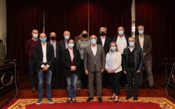 presidente da câmara municipal assina protocolo...