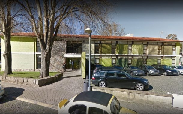 abate de árvores na unidade de saúde santo antónio