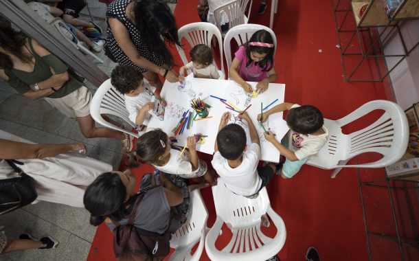 câmara oferece livros de fichas de todas as dis...