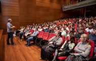 conferência pelo professor matos paiva motiva a...