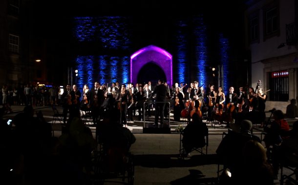largo dr. josé novais assume-se como um espaço ...