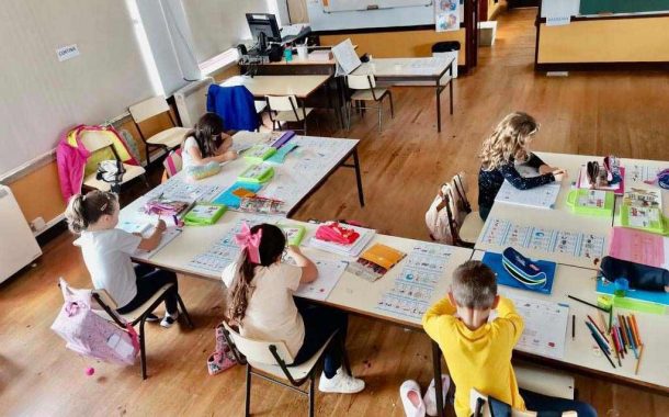 reunião de câmara dominada por acordos de colab...