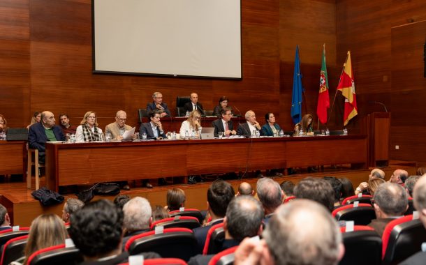 assembleia municipal aprovou por unanimidade a ...