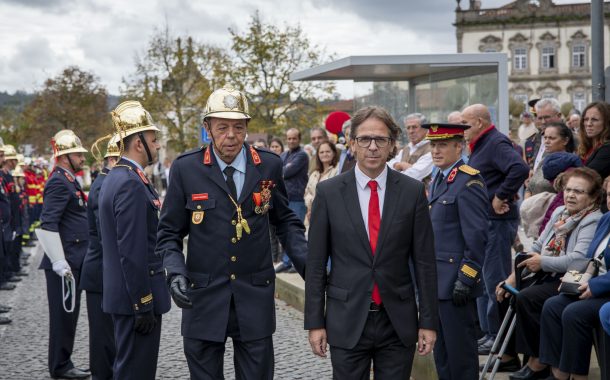 barcelos saiu à rua nas comemorações do dia dis...