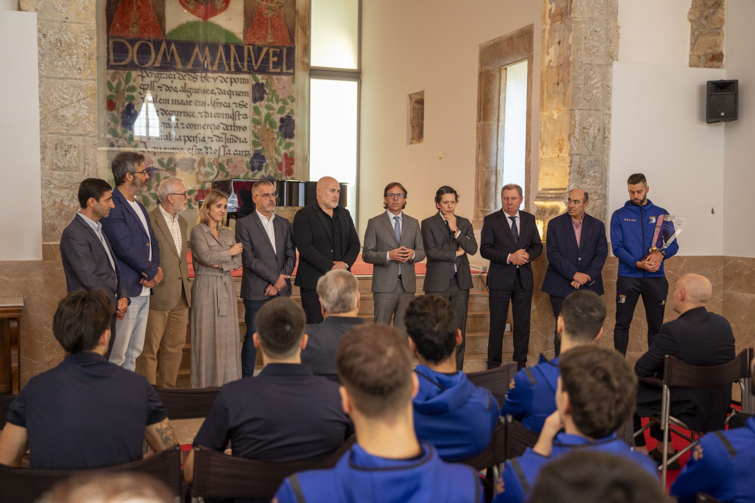 Câmara recebe Óquei Clube de Barcelos no Salão Nobre