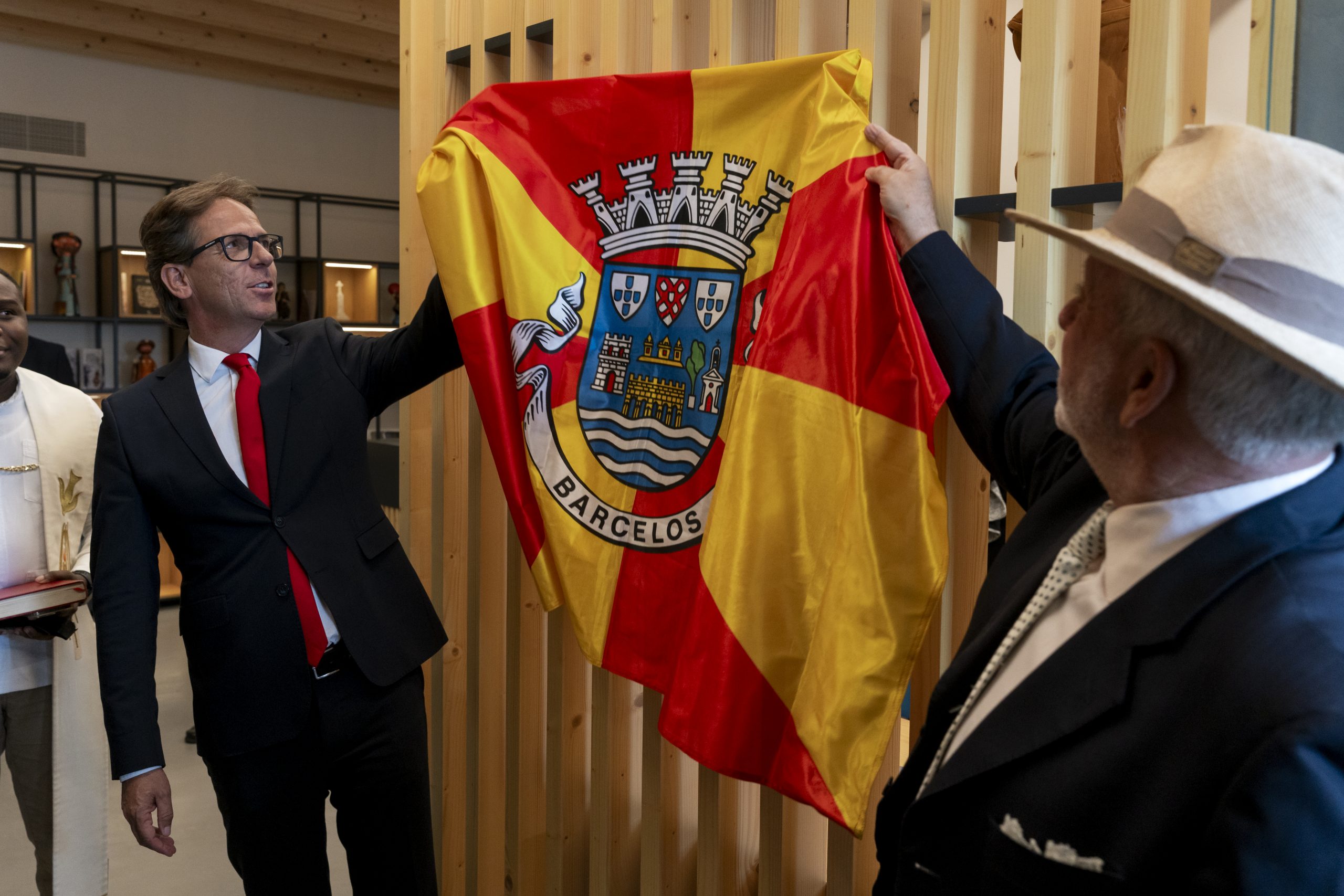 Inaugurado Help Point do Peregrino na zona histórica de Barcelos