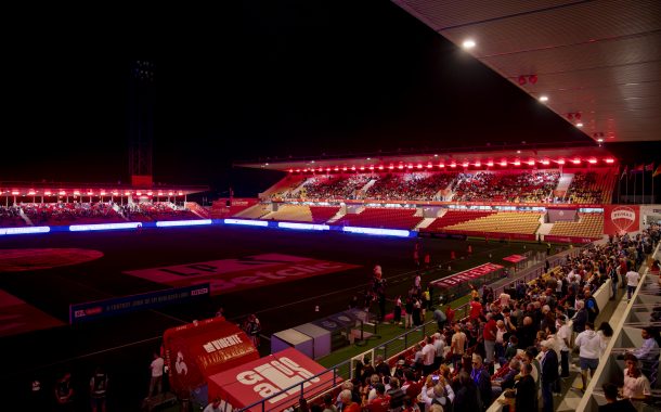 concluída a instalação do novo sistema de ilumi...